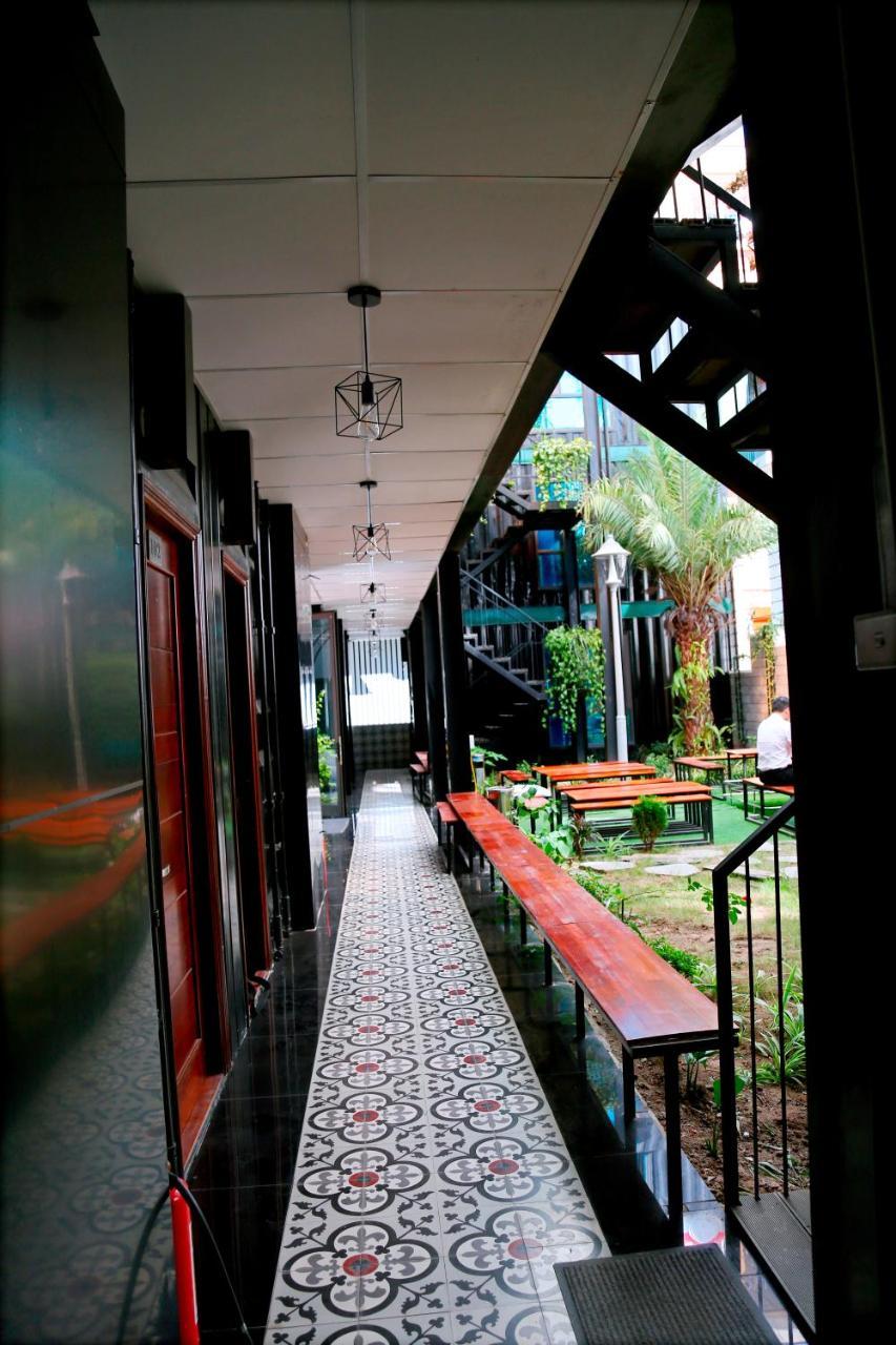 Zo Brother Ha Long Hostel Exteriör bild